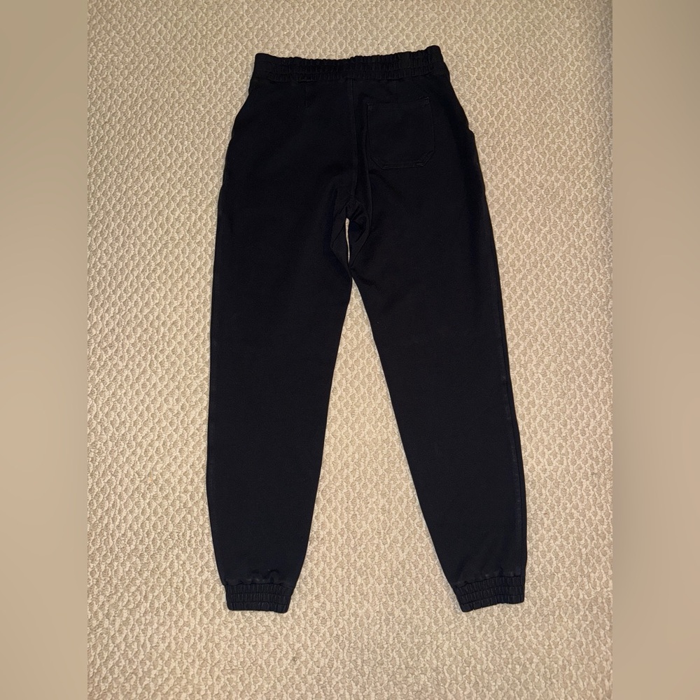 SPANX Women's The Perfect Pant
Jogger SIZE: Medium - Picture 9 of 13